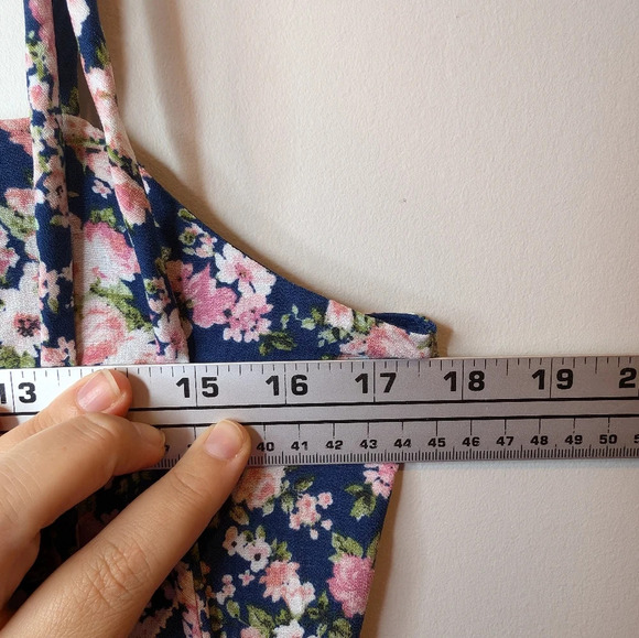 Emerald Sundae Blue Floral Print Thin Strap Sleeveless Ruffle Front Women Medium - Picture 13 of 13